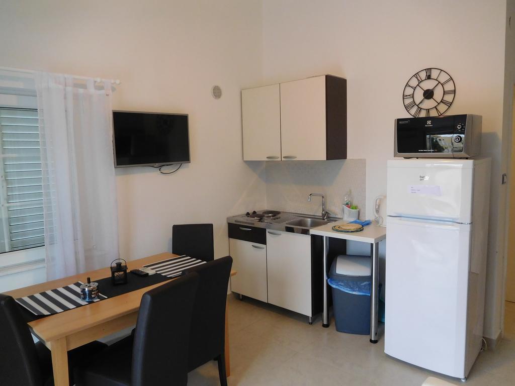 Mirakul Apartments Вир Экстерьер фото